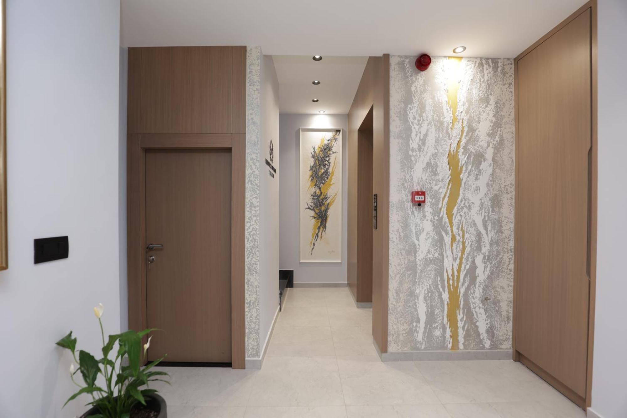 Residence Inn Hotel 4* Tirana